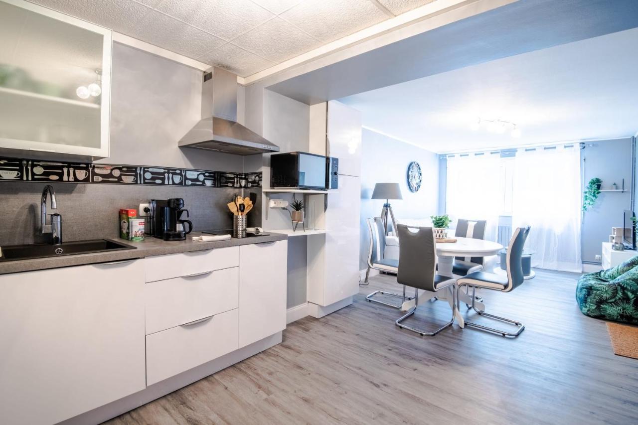 Charmant Logement En Plein Coeur Du Centre Ville D'Amboise Apartment Екстериор снимка