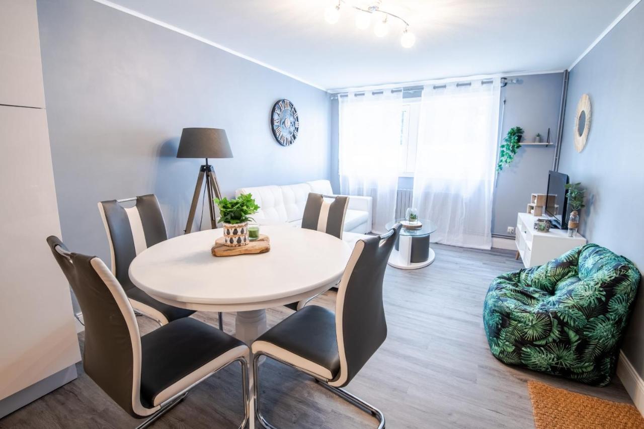 Charmant Logement En Plein Coeur Du Centre Ville D'Amboise Apartment Екстериор снимка
